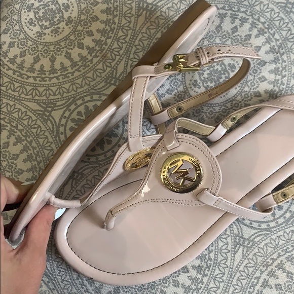 Michael Kors Nude Pink Thong Sandal 7.5 - Picture 5 of 5